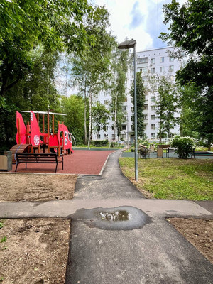 Продам двухкомнатную (2-комн.) квартиру, Снежная ул, 1, Москва г