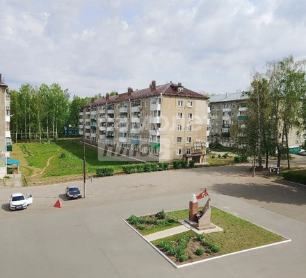 Продам трехкомнатную (3-комн.) квартиру, Солнечная ул, 19, Солнечный п