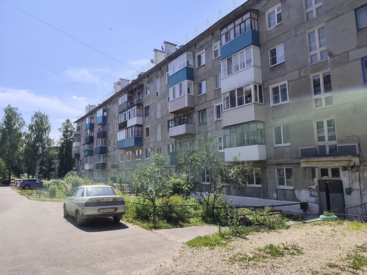 Продам трехкомнатную (3-комн.) квартиру, Солнечная ул, 19, Солнечный п