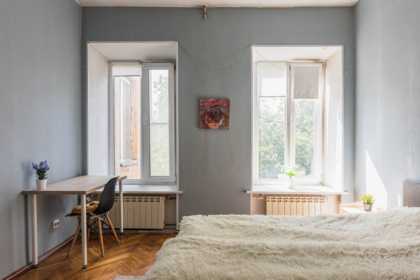 Продам трехкомнатную (3-комн.) квартиру, 9-я В.О. линия, 32А, Санкт-Петербург г