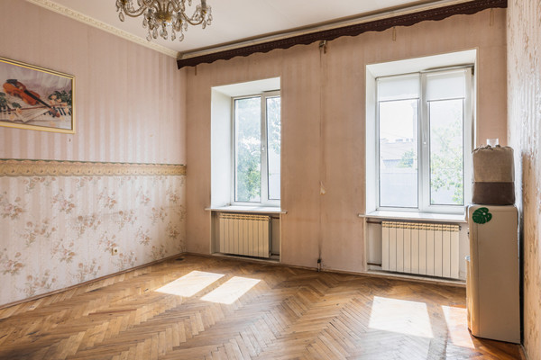 Продам трехкомнатную (3-комн.) квартиру, 9-я В.О. линия, 32А, Санкт-Петербург г