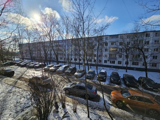 Продам двухкомнатную (2-комн.) квартиру, Сакко и Ванцетти ул, 19, Малаховка рп