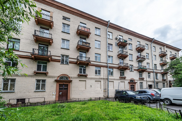 Продам комнату в 3-комн. квартире, Чёрной речки наб, 6, Санкт-Петербург г