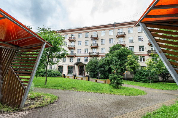 Продам комнату в 3-комн. квартире, Чёрной речки наб, 6, Санкт-Петербург г