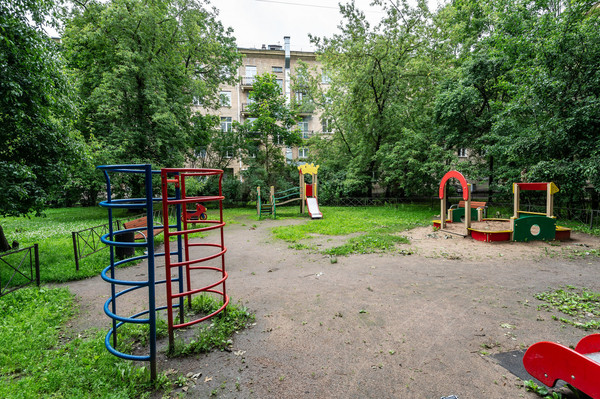 Продам комнату в 3-комн. квартире, Чёрной речки наб, 6, Санкт-Петербург г