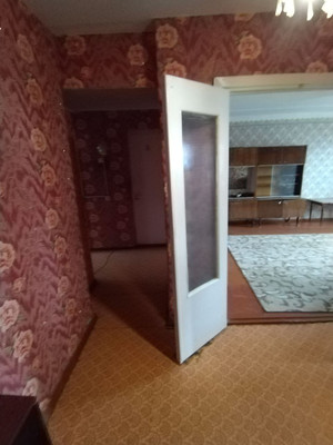 Продам двухкомнатную (2-комн.) квартиру, Паровозная ул, 80, Ишим г