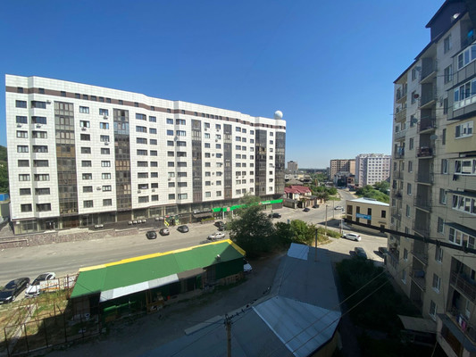 Продам однокомнатную (1-комн.) квартиру, Атажукина ул, 103, Нальчик г