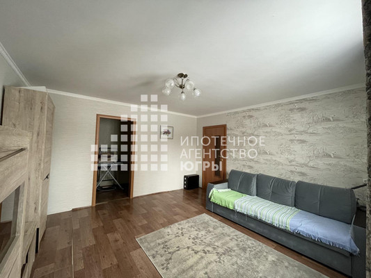 Продам однокомнатную (1-комн.) квартиру, Мира ул, 89а, Ханты-Мансийск г