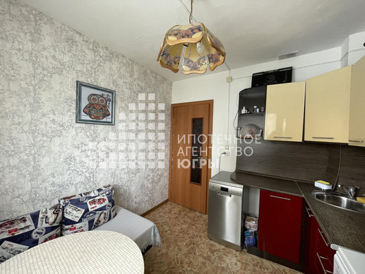 Продам однокомнатную (1-комн.) квартиру, Мира ул, 89а, Ханты-Мансийск г