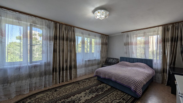 Продам трехкомнатную (3-комн.) квартиру, Бородина ул, 13/1, Иркутск г