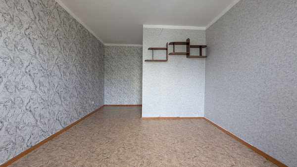 Продам трехкомнатную (3-комн.) квартиру, Бородина ул, 13/1, Иркутск г