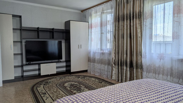 Продам трехкомнатную (3-комн.) квартиру, Бородина ул, 13/1, Иркутск г