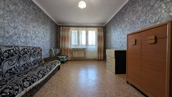 Продам трехкомнатную (3-комн.) квартиру, Бородина ул, 13/1, Иркутск г