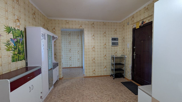Продам трехкомнатную (3-комн.) квартиру, Бородина ул, 13/1, Иркутск г