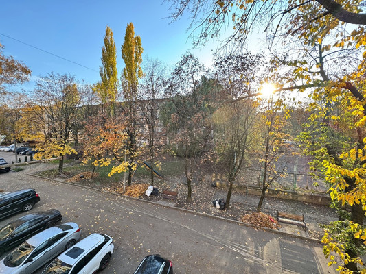 Продам трехкомнатную (3-комн.) квартиру, Кулиева пр-кт, 17, Нальчик г