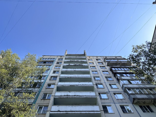 Продам двухкомнатную (2-комн.) квартиру, Светлановский пр-кт, 48, Санкт-Петербург г