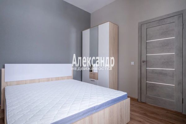 Продам однокомнатную (1-комн.) квартиру, Ручьевский пр-кт, 17к1, Мурино п