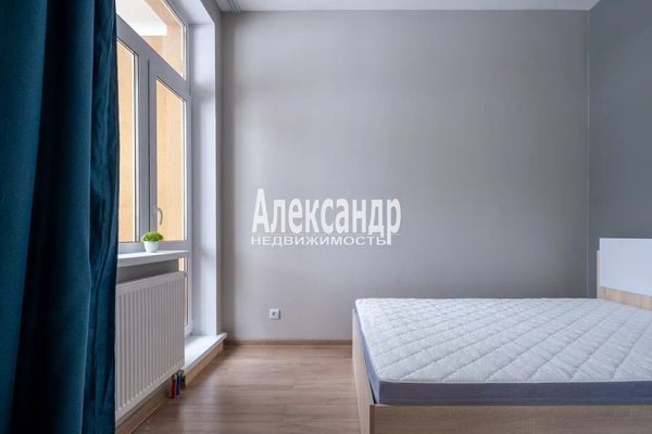 Продам однокомнатную (1-комн.) квартиру, Ручьевский пр-кт, 17к1, Мурино п