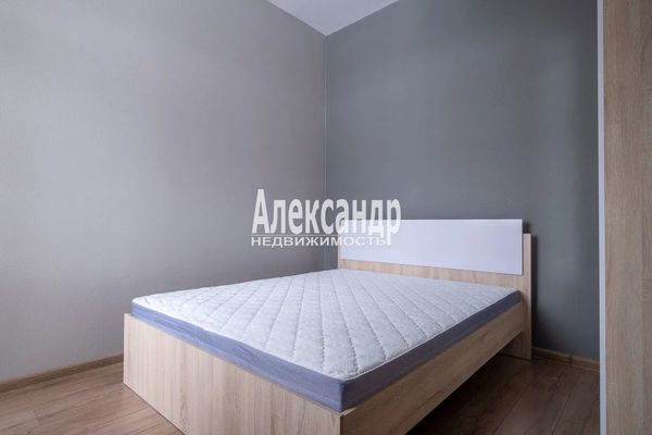 Продам однокомнатную (1-комн.) квартиру, Ручьевский пр-кт, 17к1, Мурино п