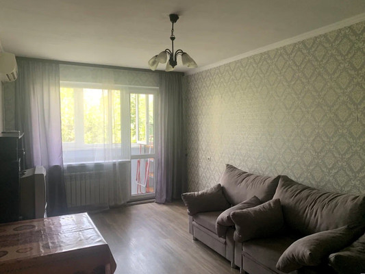 Продам трехкомнатную (3-комн.) квартиру, Симферопольская ул, 26, Краснодар г