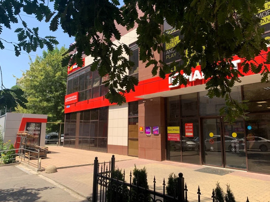 Продам трехкомнатную (3-комн.) квартиру, Симферопольская ул, 26, Краснодар г