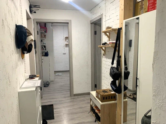 Продам двухкомнатную (2-комн.) квартиру, Приозерная ул, 13, Краснодар г