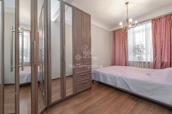 Продам трехкомнатную (3-комн.) квартиру, Павла Андреева ул, 28к6, Москва г