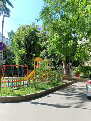 Продам трехкомнатную (3-комн.) квартиру, Павла Андреева ул, 28к6, Москва г