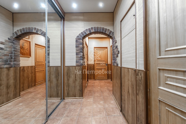 Продам трехкомнатную (3-комн.) квартиру, Павла Андреева ул, 28к6, Москва г