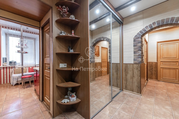 Продам трехкомнатную (3-комн.) квартиру, Павла Андреева ул, 28к6, Москва г