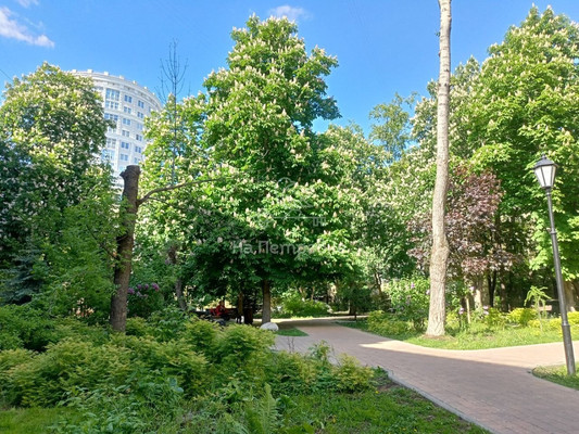 Продам трехкомнатную (3-комн.) квартиру, Павла Андреева ул, 28к6, Москва г