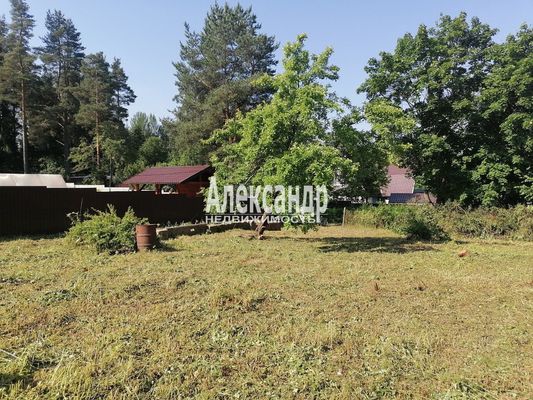Продам участок 9 соток, ИЖС, Комсомольская ул, Сосново п, 65 км от города