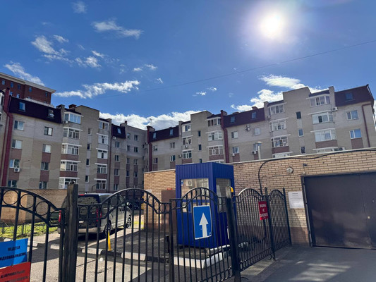 Продам двухкомнатную (2-комн.) квартиру, Меридианная ул, 3, Казань г