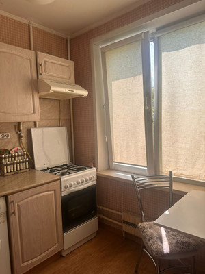 Продам двухкомнатную (2-комн.) квартиру, Реутовская ул, 8к3, Москва г