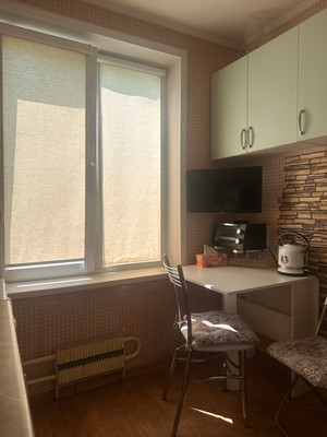 Продам двухкомнатную (2-комн.) квартиру, Реутовская ул, 8к3, Москва г