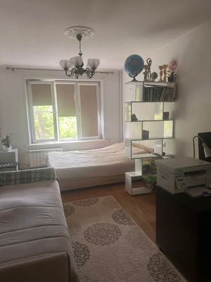 Продам двухкомнатную (2-комн.) квартиру, Реутовская ул, 8к3, Москва г