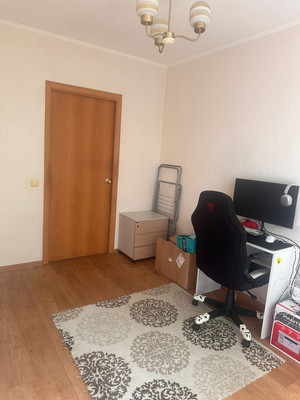 Продам двухкомнатную (2-комн.) квартиру, Реутовская ул, 8к3, Москва г
