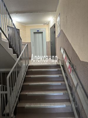 Продам трехкомнатную (3-комн.) квартиру, Приморский пр-кт, 151, Санкт-Петербург г