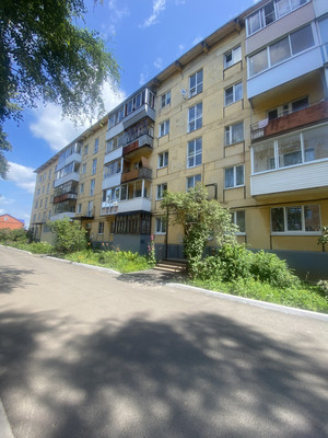 Продам трехкомнатную (3-комн.) квартиру, Дзержинского ул, 14, Воткинск г
