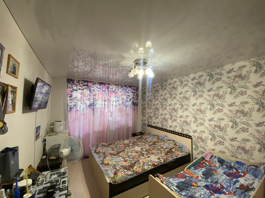 Продам трехкомнатную (3-комн.) квартиру, Дзержинского ул, 14, Воткинск г