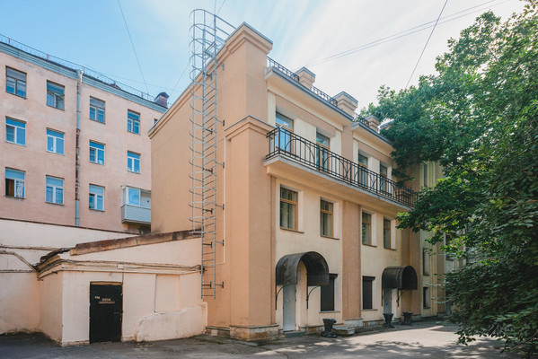 Продам офисное помещение 560 м2, 12-я В.О. линия, 37В, Санкт-Петербург г