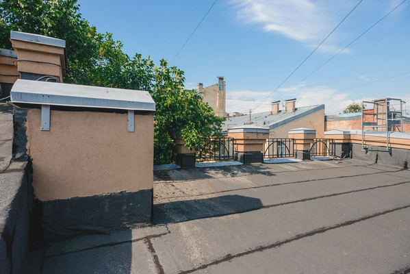 Продам офисное помещение 560 м2, 12-я В.О. линия, 37В, Санкт-Петербург г