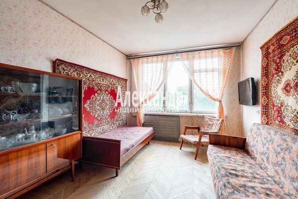 Продам трехкомнатную (3-комн.) квартиру, Белы Куна ул, 2к1, Санкт-Петербург г