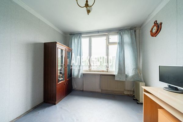 Продам трехкомнатную (3-комн.) квартиру, Белы Куна ул, 2к1, Санкт-Петербург г