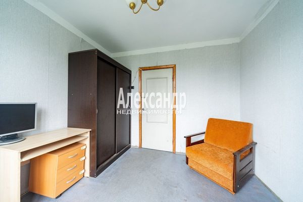Продам трехкомнатную (3-комн.) квартиру, Белы Куна ул, 2к1, Санкт-Петербург г