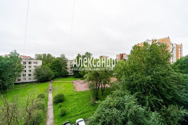Продам трехкомнатную (3-комн.) квартиру, Белы Куна ул, 2к1, Санкт-Петербург г