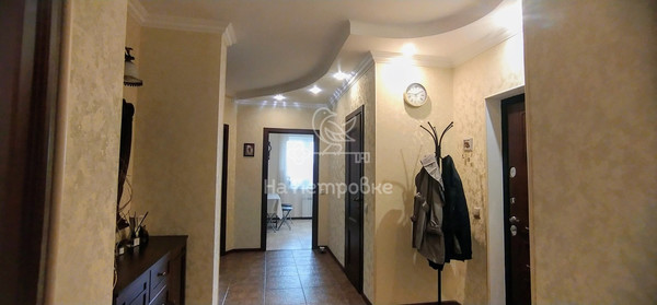 Продам трехкомнатную (3-комн.) квартиру, 69, Павлино д