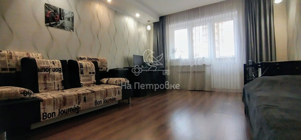 Продам трехкомнатную (3-комн.) квартиру, 69, Павлино д