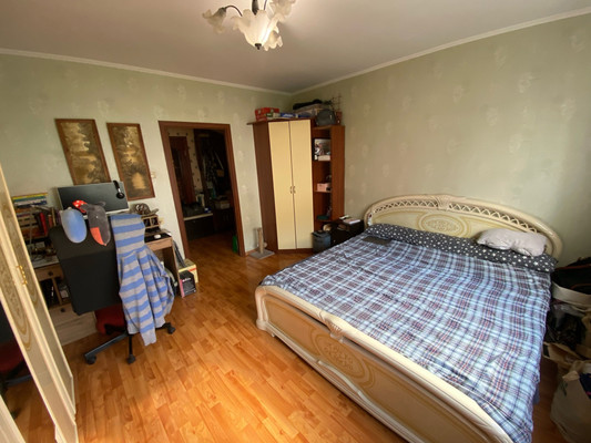 Продам трехкомнатную (3-комн.) квартиру, Марьинский Парк ул, 13, Москва г