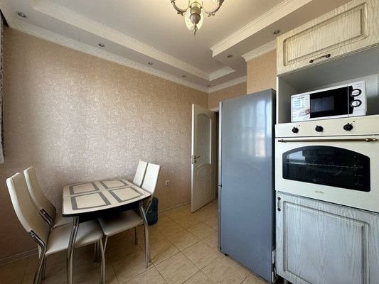 Продам двухкомнатную (2-комн.) квартиру, Линейная ул, 23, Краснодар г